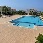 Apartament Sunny, Big Pool, Garden-roof Terrace View Cornervilla On Area Kyrenia-bahceli North-cyprus