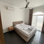 Apartament Sunny, Big Pool, Garden-roof Terrace View Cornervilla On Area Kyrenia-bahceli North-cyprus Kalogrea