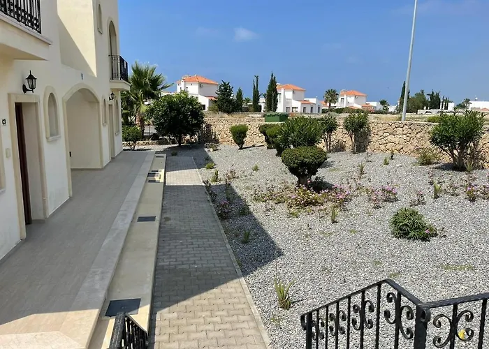 Appartement Sunny, Big Pool, Garden-roof Terrace View Cornervilla On Area Kyrenia-bahceli North-cyprus