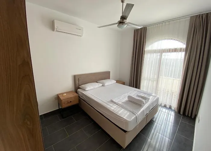 Appartement Sunny, Big Pool, Garden-roof Terrace View Cornervilla On Area Kyrenia-bahceli North-cyprus Kalogrea