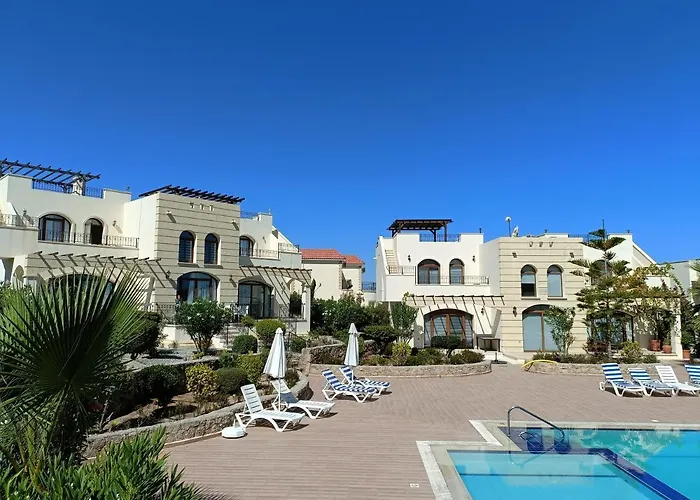 Sunny, Big Pool, Garden-roof Terrace View Cornervilla On Area Kyrenia-bahceli North-cyprus Kalogrea