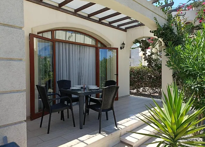 Sunny, Big Pool, Garden-roof Terrace View Cornervilla On Area Kyrenia-bahceli North-cyprus Kalogrea